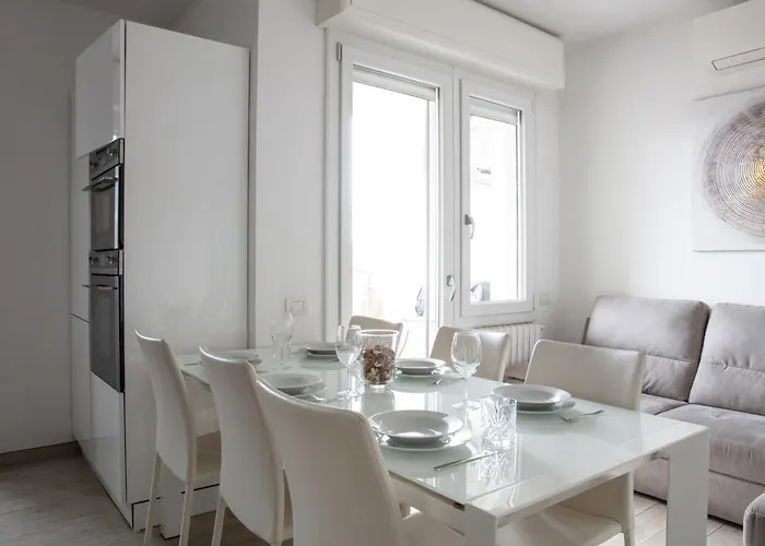 Apartment Dehomes - Porta Genova Luxury Milan