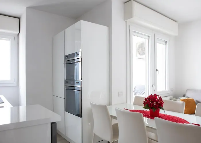 Dehomes - Porta Genova Luxury *